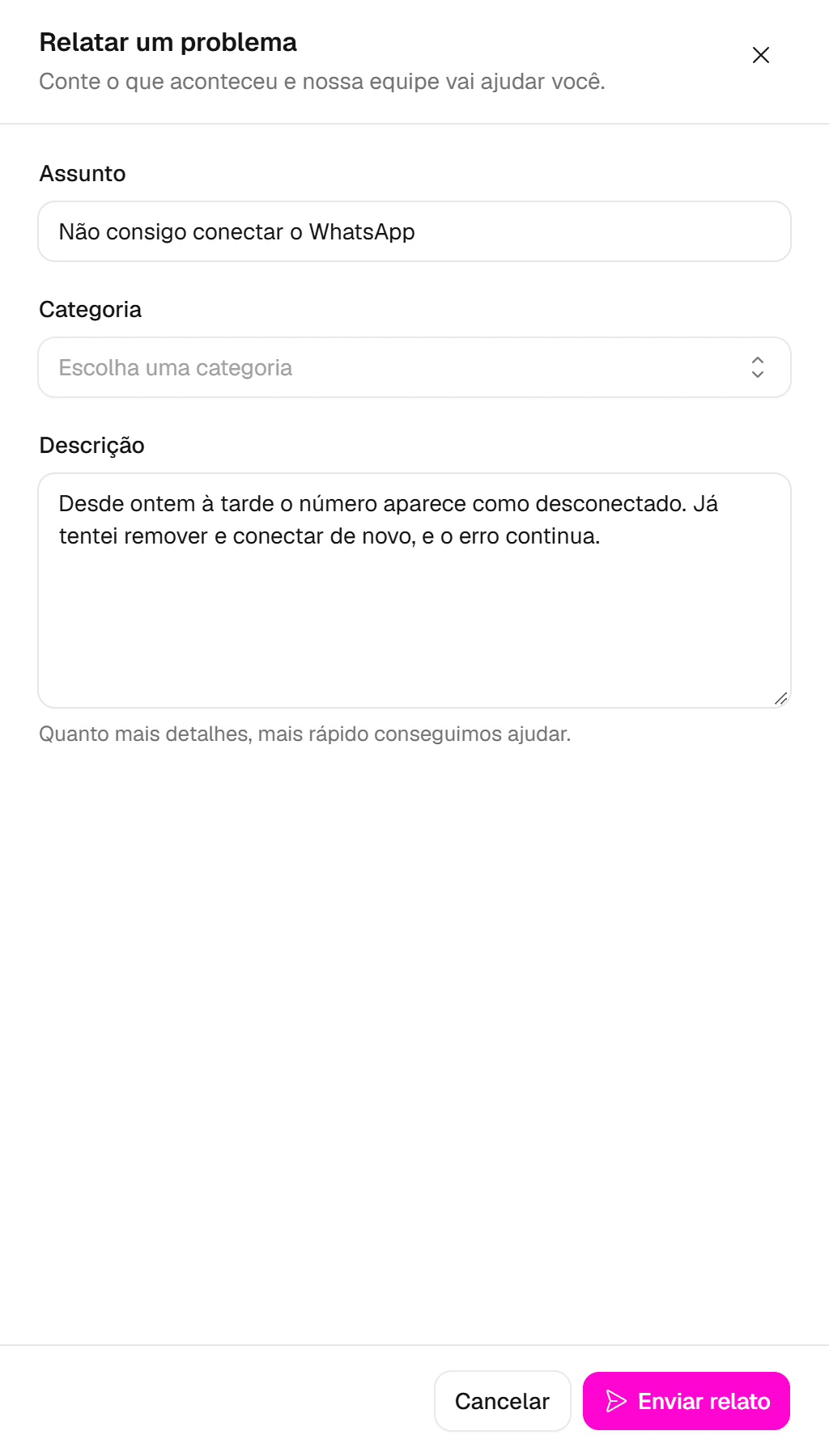Painel Relatar um problema com o assunto e a descrição preenchidos e a lista de categorias.