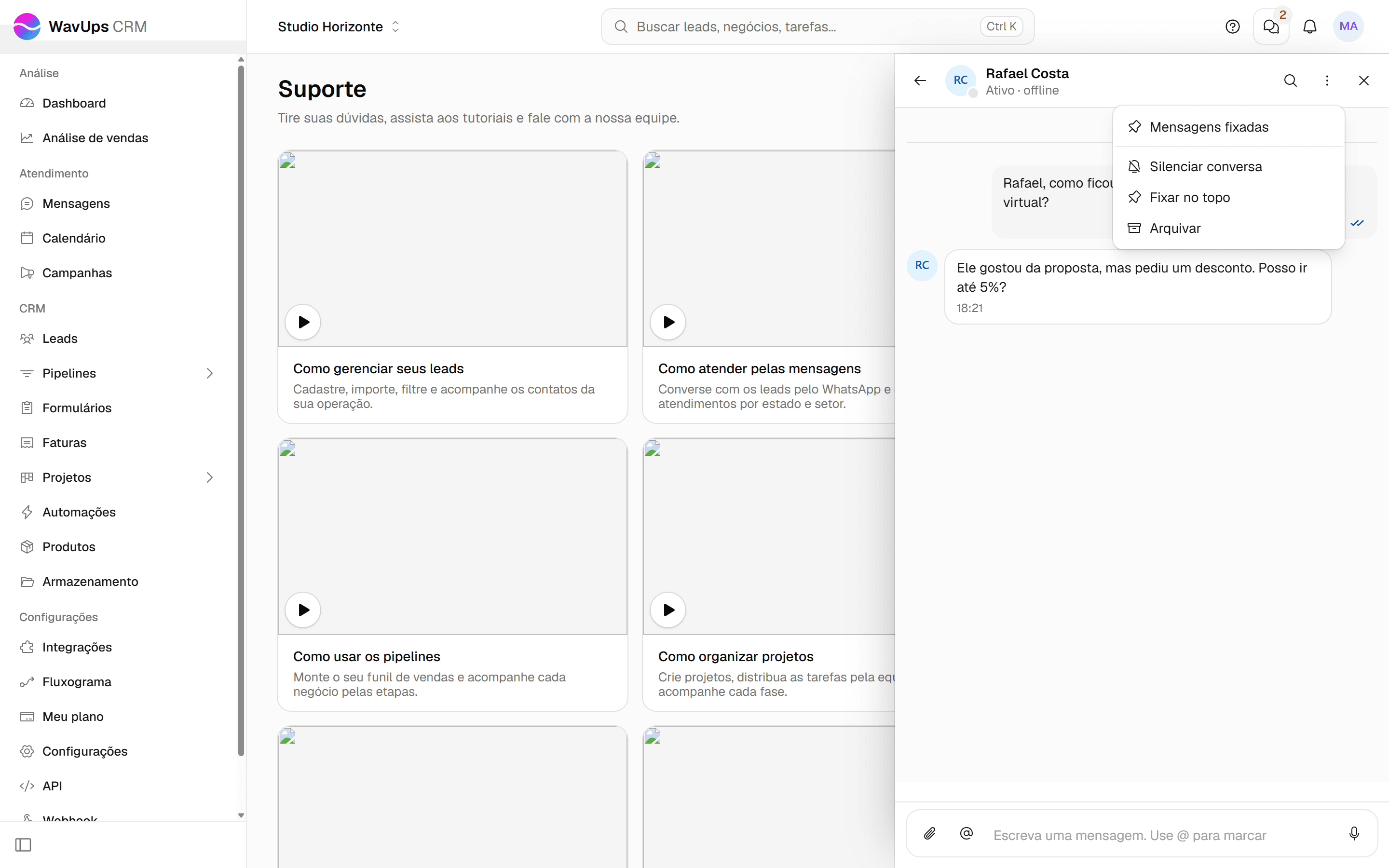Menu de opções de uma conversa do chat interno, com silenciar, fixar no topo, buscar e arquivar.